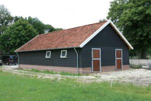 cape cod paardenstal in spier