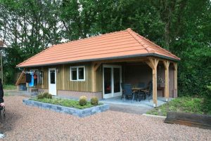 red cedar tuinhuis in Bergum