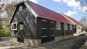 Cape cod berging met stal in Hartwerd