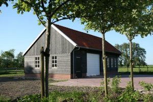 cape cod garage in Berltsum